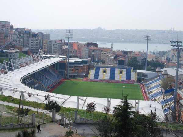 Recep Tayyip Erdoğan Stadyumu stadium