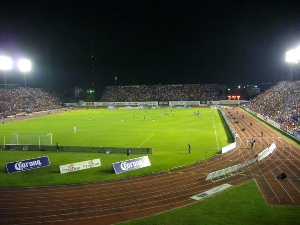 Estadio Olímpico Andrés Quintana Roo stadium