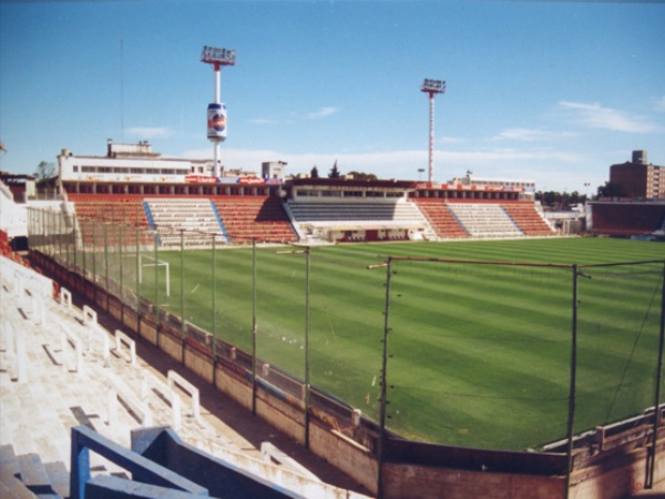 Estadio 15 de Abril stadium