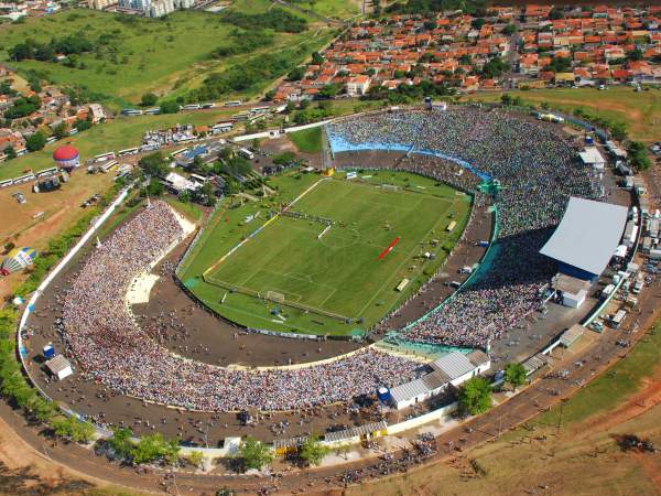 Estádio Paulo Constantino stadium