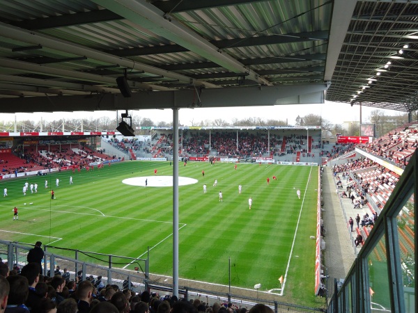 LEAG Energie Stadion stadium