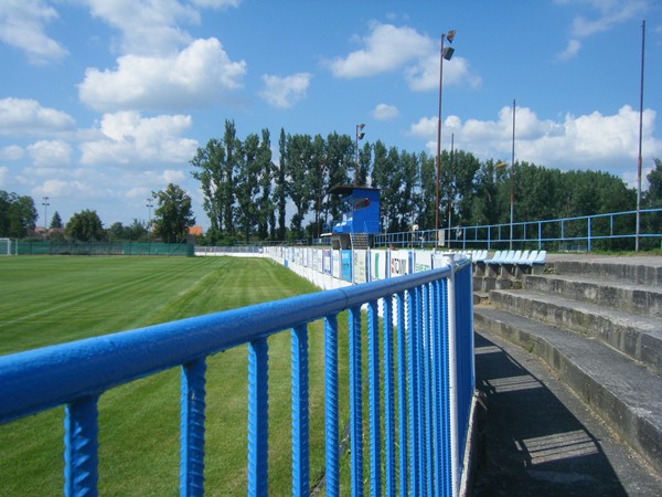 Športový futbalový štadión Sereď stadium