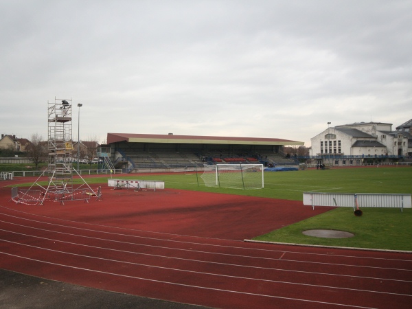 Stade Robert Sayer stadium
