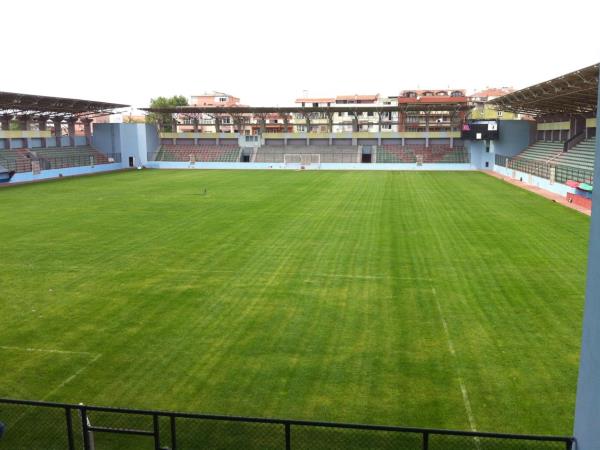 Bayrampaşa Çetin Emeç Stadı stadium