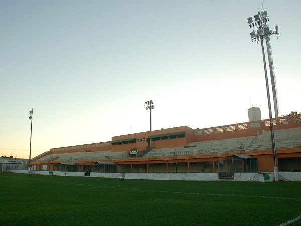 Estádio Presidente Eurico Gaspar Dutra stadium