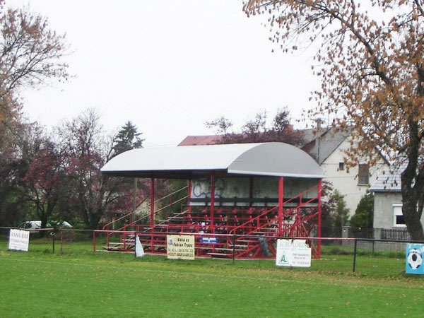 Szentlőrinci Sportpálya stadium
