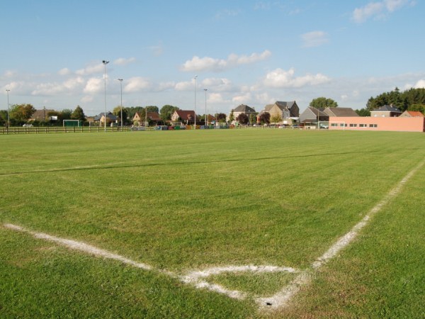 Terrain de Neufvilles stadium