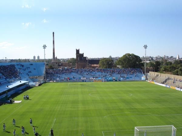 Estadio Julio César Villagra stadium