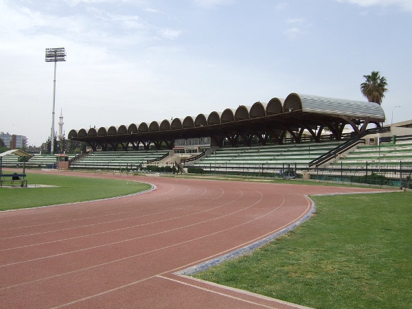 ÆESTOLT Banen Kunstgress stadium