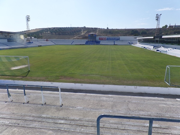 Estadio Municipal de Linarejos stadium
