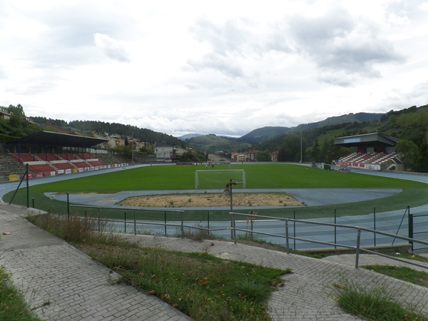 Estadio Olaranbe stadium